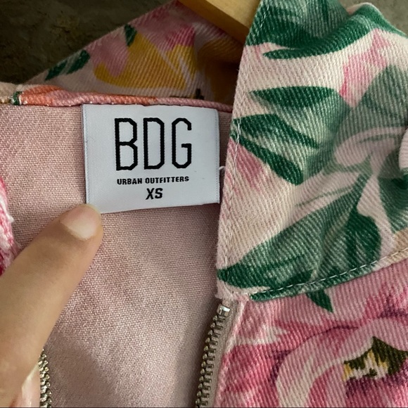 URBAN OUTFITTERS ~ Pink Floral Denim Hoodie Jacket - Picture 8 of 8